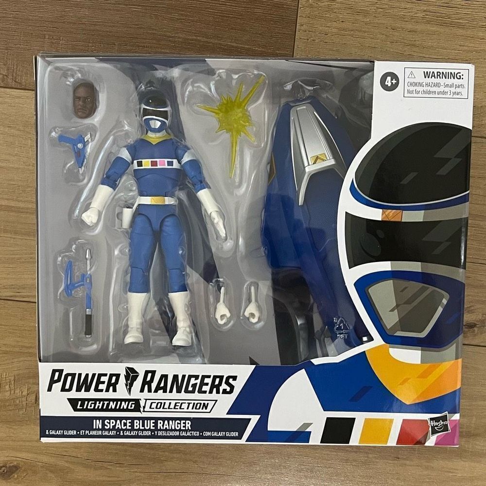 Hasbro Power Rangers in Space Lightning Collection Blue Ranger Deluxe Action fig